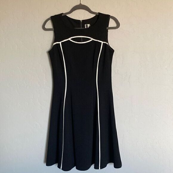 Julian Taylor Dresses & Skirts - Julian Taylor black dress